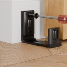 BONIKLUBA Schiebetür Bodenführung Unten, Einstellbare Bodenführung Schiebetür U-Form Design, an der Wand Montiert, Schwarz